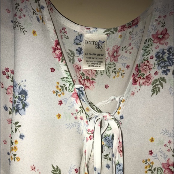 Tank blouse - Picture 3 of 4